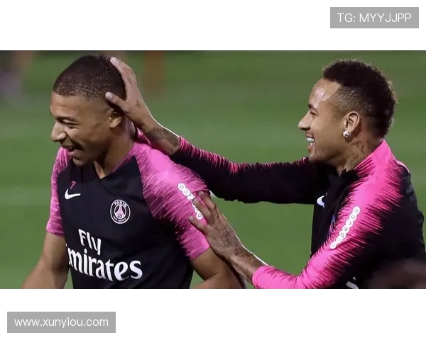 克鲁伊夫与内马尔的足球传奇对决：技术与风格的完美碰撞